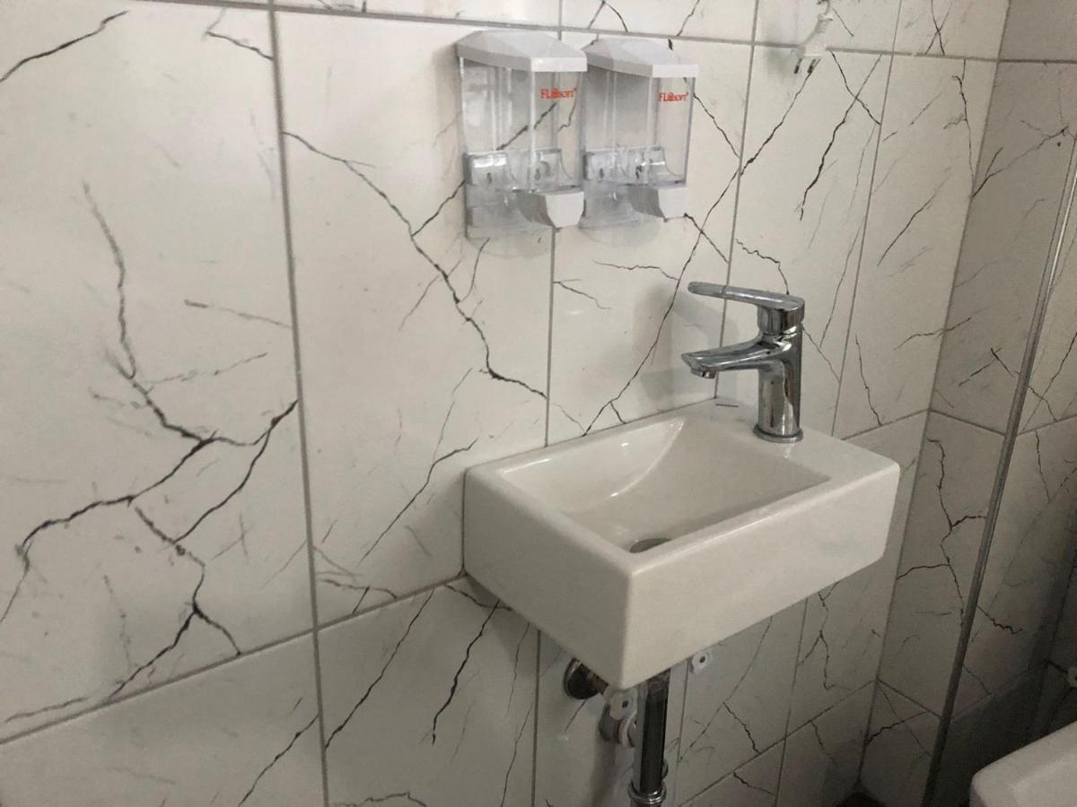 Nr1 Hotel تْشاناكالي المظهر الخارجي الصورة