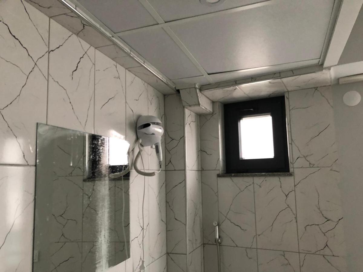 Nr1 Hotel تْشاناكالي المظهر الخارجي الصورة