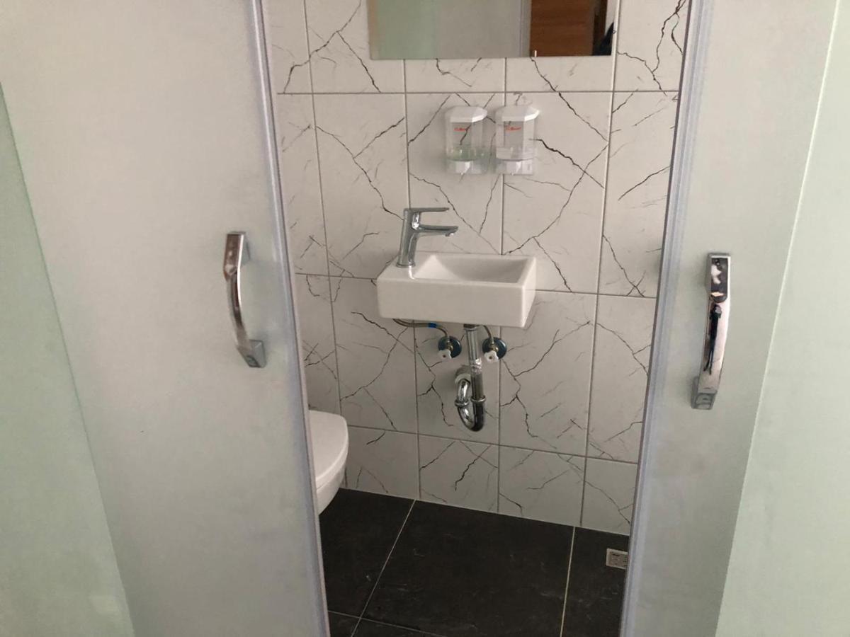 Nr1 Hotel تْشاناكالي المظهر الخارجي الصورة