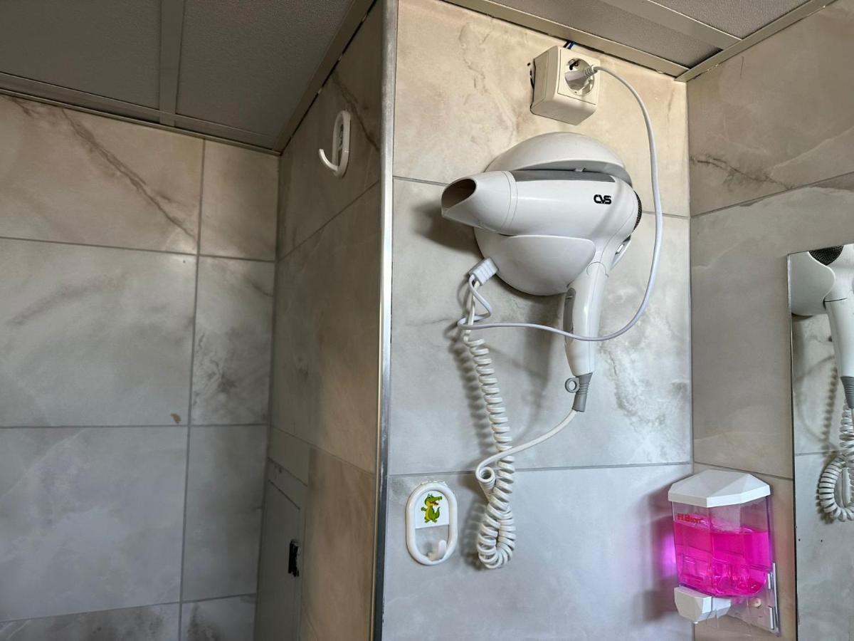 Nr1 Hotel تْشاناكالي المظهر الخارجي الصورة